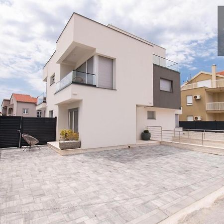 סרימה Villa Ljubas מראה חיצוני תמונה
